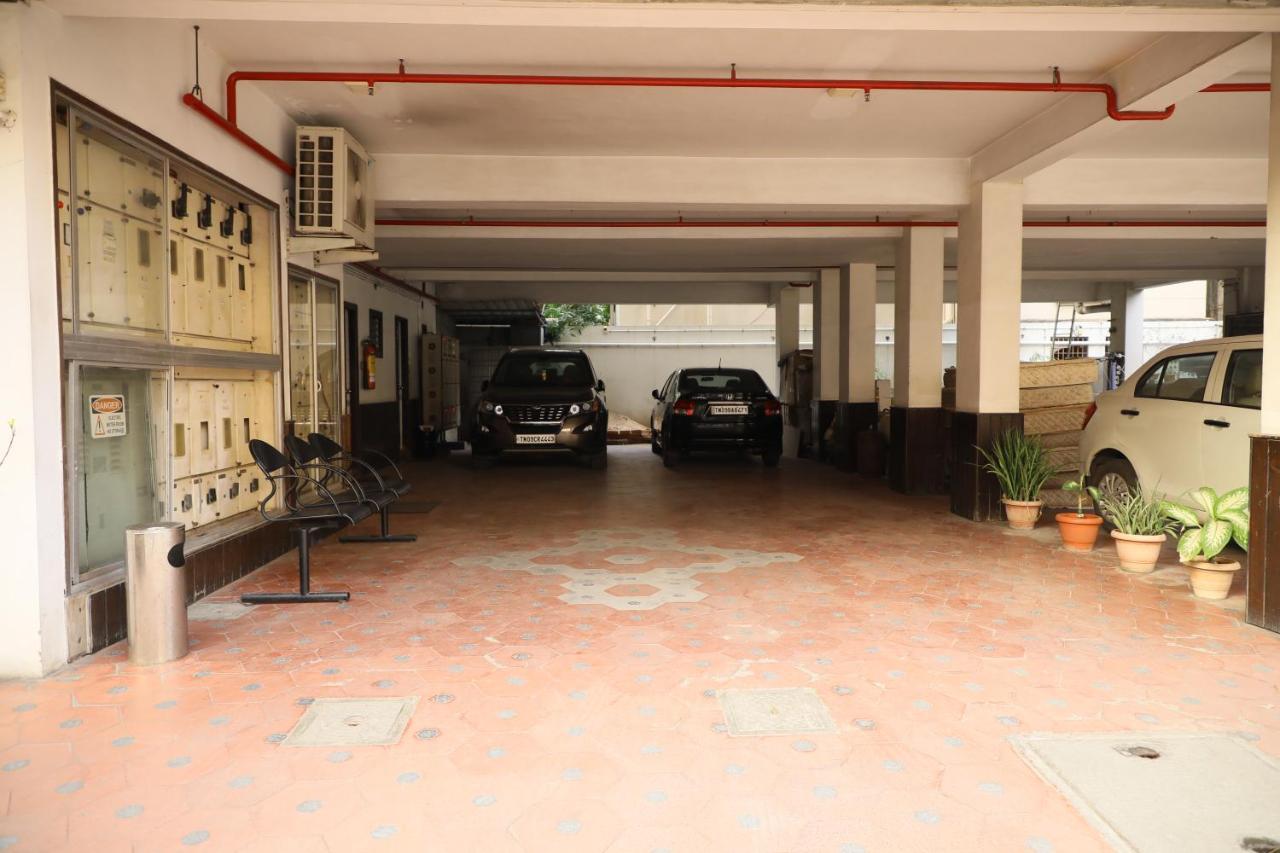 Taz Kamar Family Hotel Chennai Dış mekan fotoğraf