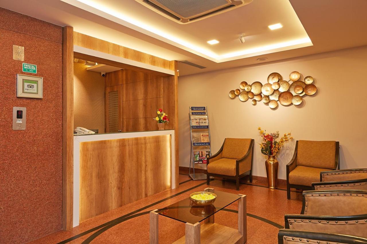 Taz Kamar Family Hotel Chennai Dış mekan fotoğraf